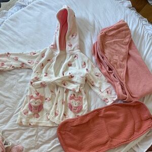 Adorable Owl Print Baby Robe and Towels Set